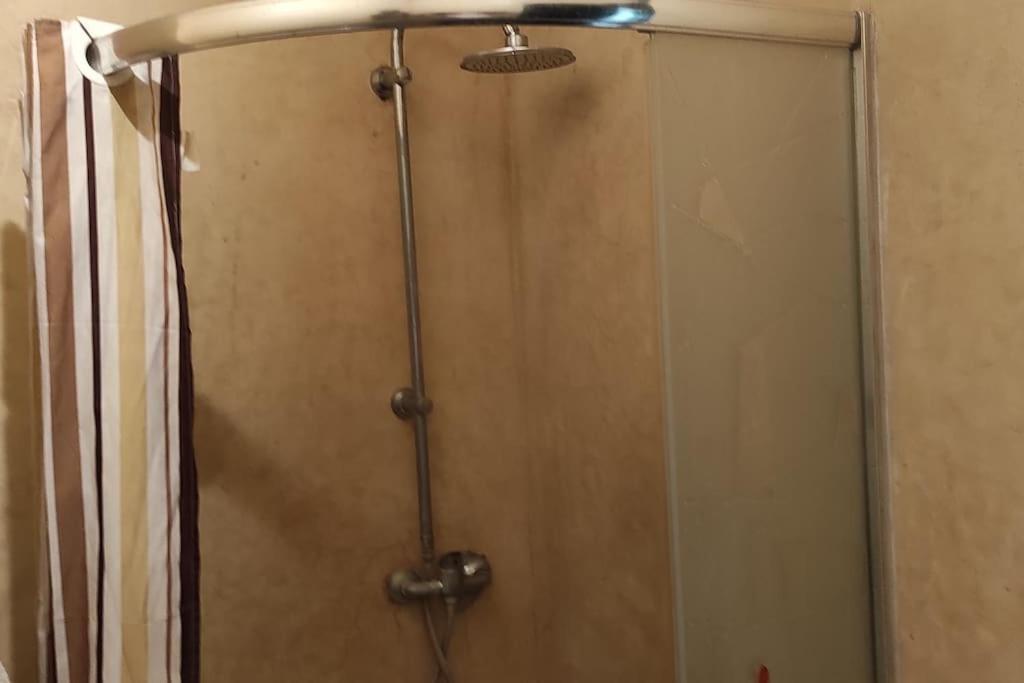 Charmant Appartement Dans Un Quartier Chic Et Calme Marrakesh Exterior photo